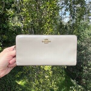 COACH Gray Leather Slim Wallet Clutch CC Holder Gold Hardware AUTHENTIC